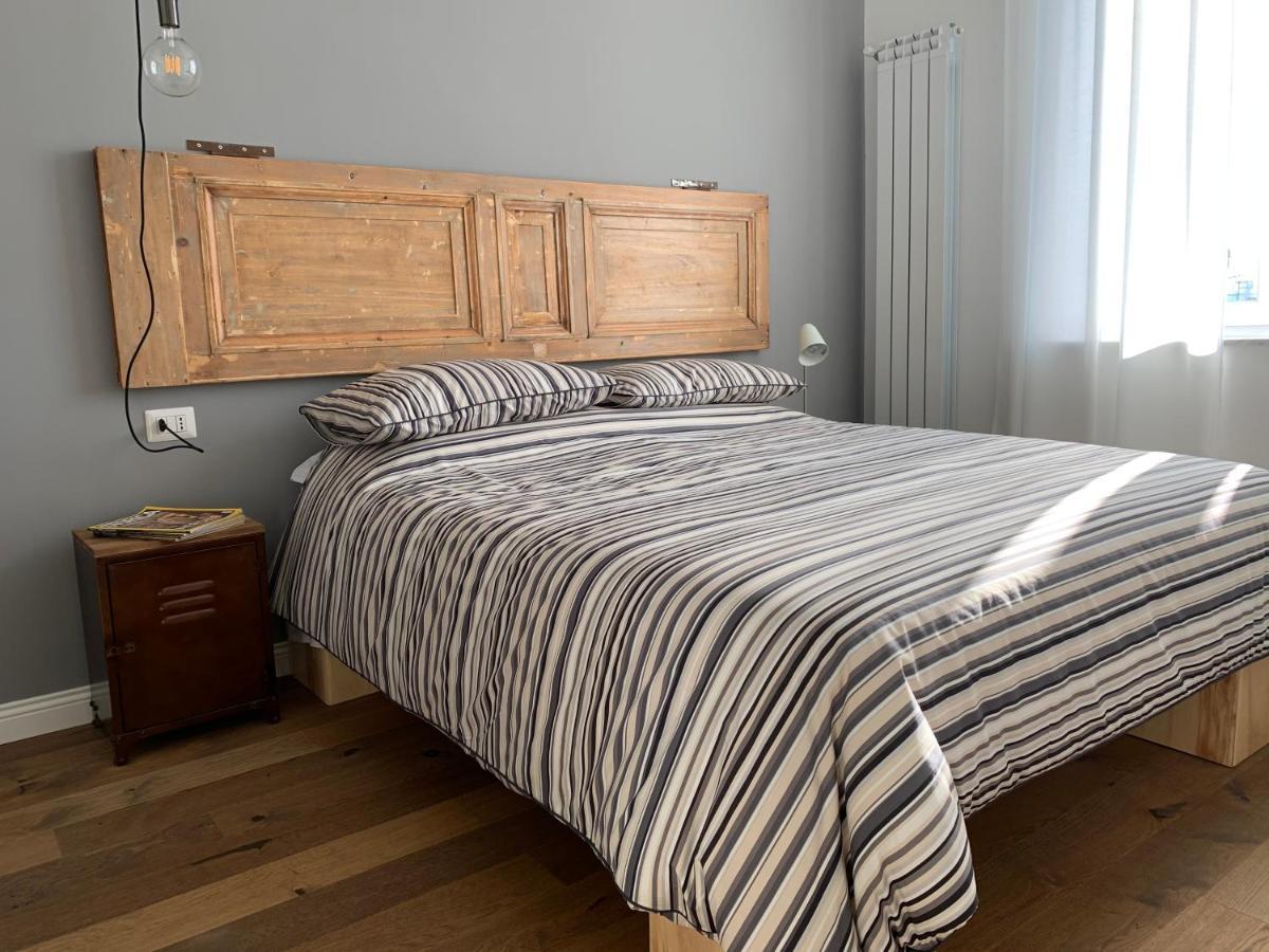 The Quality Apartment Napoli Exterior photo