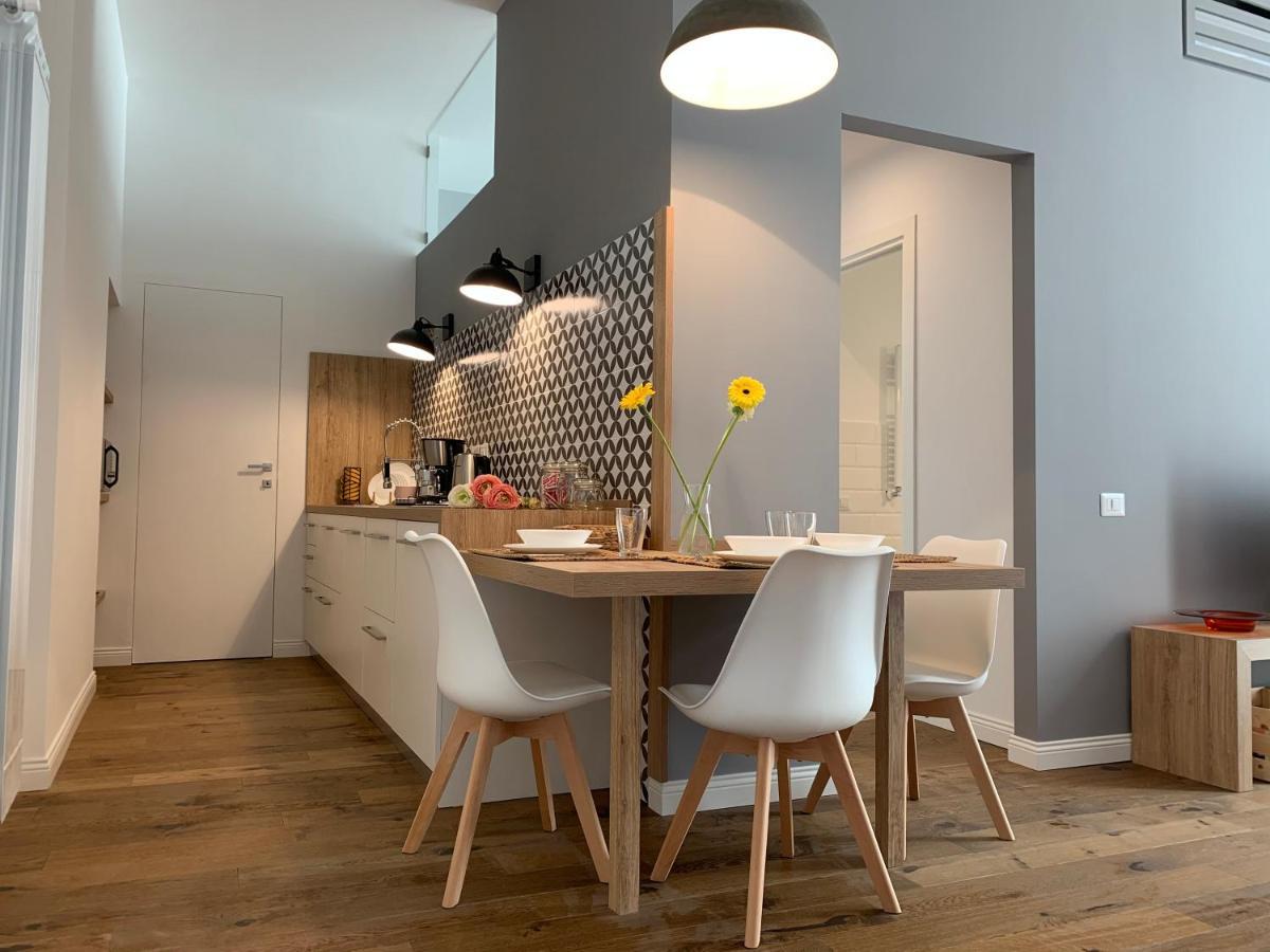 The Quality Apartment Napoli Exterior photo